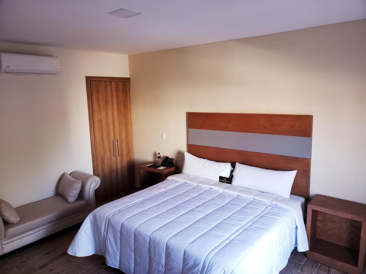 Hotel Plaza Allende 托雷翁 外观 照片